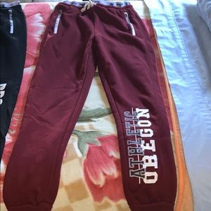 burgundy sweatpants